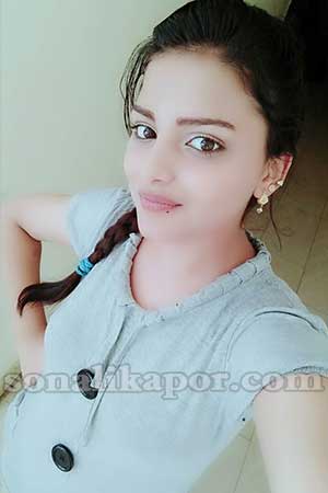 Bangalore Escorts Heena